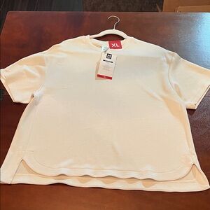 NWT Member Mark Women's cream sandwash Short Sleeve Top